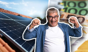 Propriétaire heureux d'avoir obtenu un bon prix pour son installation solaire